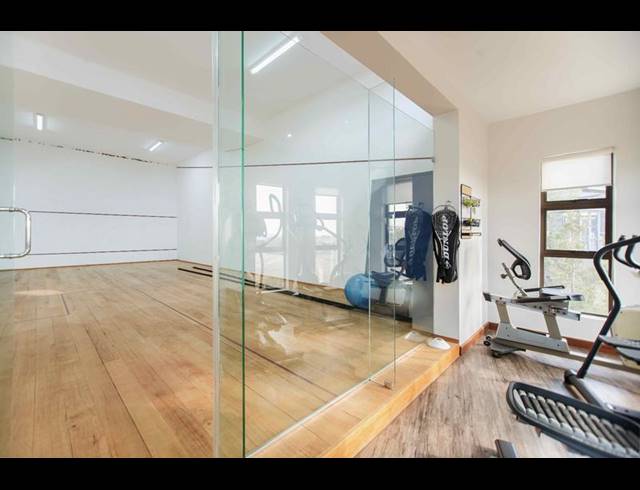 11 BEDROOM HOUSE FOR SALE IN COPPERLEAF ESTATE